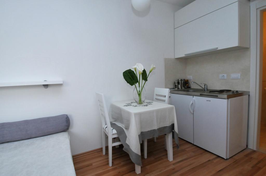 Apartments Annette Ντουμπρόβνικ Εξωτερικό φωτογραφία